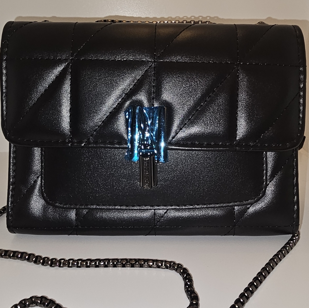 Back Quilted TURN Lock Bag With Black Chain